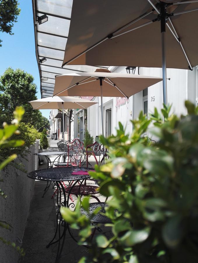 Hotel Du Square Riom Exterior photo